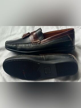 Johnston & Murphy Black and Brown Sheepskin Leather Tassel Slip-Ons NWOB